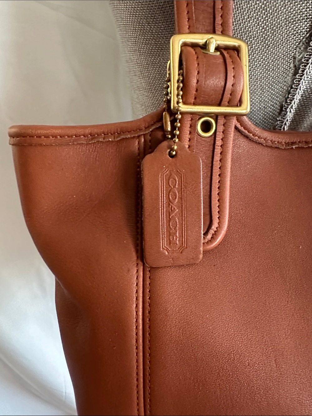 Vintage Coach 9090 LEGACY LARGE SHOPPER Shoulder Tote Bag in British Tan - Picture 2 of 9